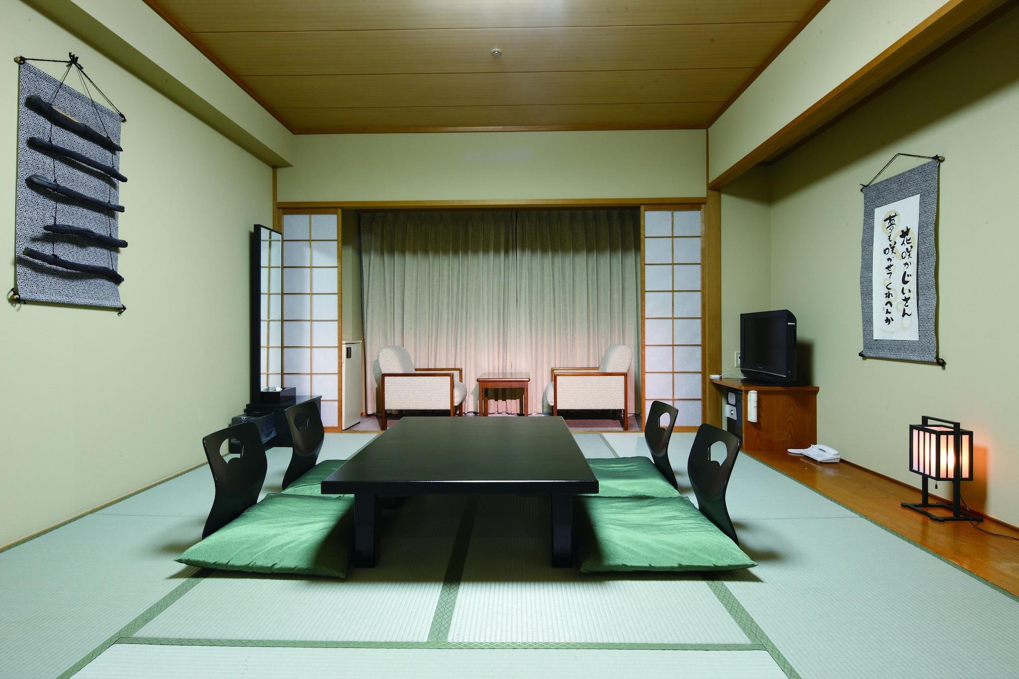 Royal Hotel Yatsugatake -From Apr2024 Grand Mercure Yatsugatake Resort & Spa Hokuto  Exteriör bild